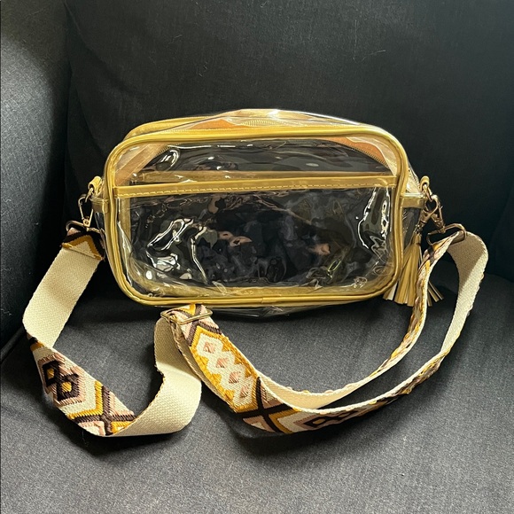 Source Unknown Handbags - Transparent Stadium Adjustable Crossbody Bag with Gold Trim - 9 1/2 X 5 1/2